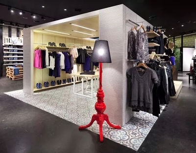 新消費主力登場 誰將接管中國的服裝零售市場？